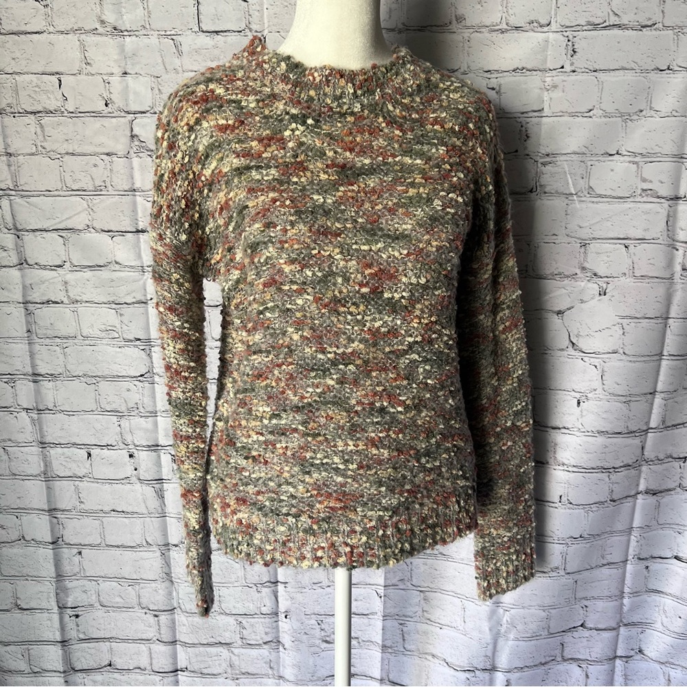 Hem and Thread sweater. Size S